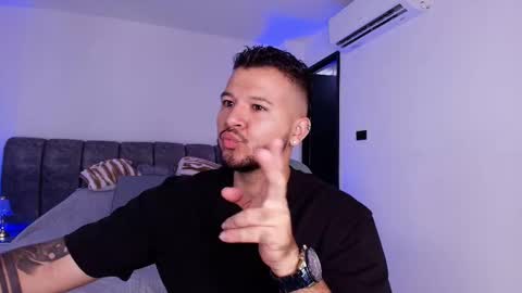 MIKEE online show from 28, 11, 2025