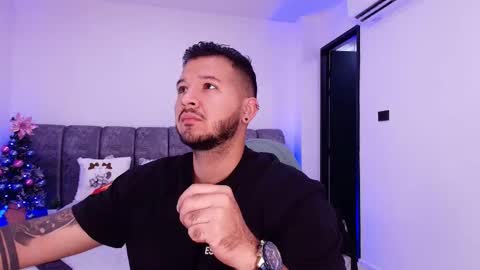 MIKEE online show from 14, 12, 2025