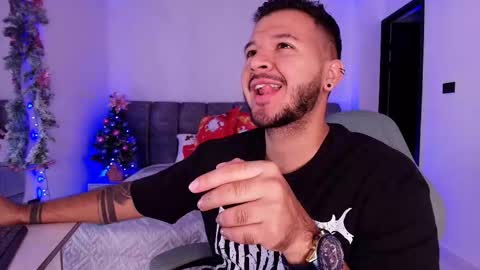 MIKEE online show from 15, 12, 2025