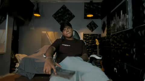 mr_mois online show from 13, 5, 2026