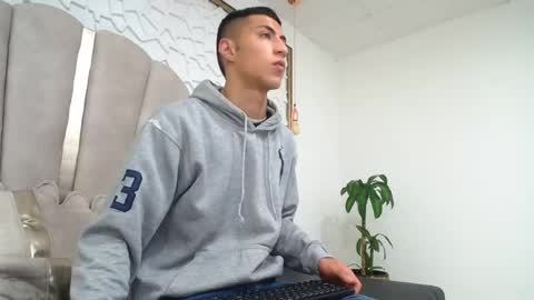 Snapshot of mr_porn_9 chatting on 17, 5, 2026 Mr Porn online show from 17, 5, 2026
