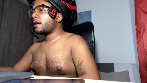 Snapshot of mr_santos01 chatting on 19, 5, 2026 Santos online show from 19, 5, 2026