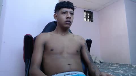 mr_stiven_ online show from 26, 1, 2025