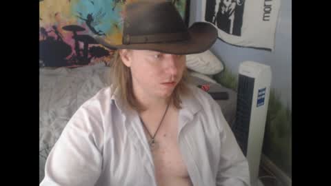 mr_strawberry online show from 5, 4, 2026