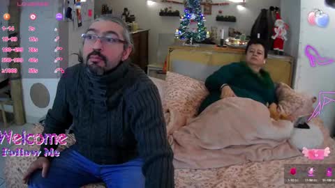 Snapshot of mrandmrsswetness84 chatting on 8, 12, 2024 MrAndMrsSwetness84 online show from 8, 12, 2024