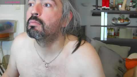 Snapshot of mrandmrsswetness84 chatting on 4, 1, 2025 MrAndMrsSwetness84 online show from 4, 1, 2025