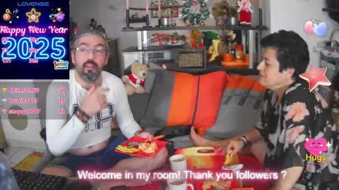 Snapshot of mrandmrsswetness84 chatting on 8, 1, 2025 MrAndMrsSwetness84 online show from 8, 1, 2025