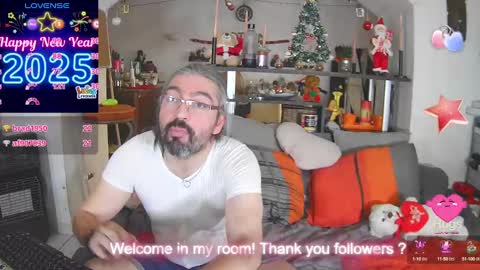 Snapshot of mrandmrsswetness84 chatting on 12, 1, 2025 MrAndMrsSwetness84 online show from 12, 1, 2025