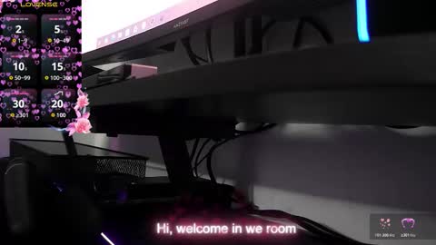 Snapshot of mrandmrsswetness84 chatting on 27, 10, 2025 MrAndMrsSwetness84 online show from 27, 10, 2025