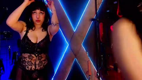 Snapshot of mranii_queen_bdsm_ chatting on 20, 11, 2025 mranii_queen_bdsm_ online show from 20, 11, 2025