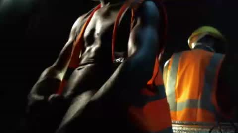 MrBigDiQ1 online show from 10, 1, 2025