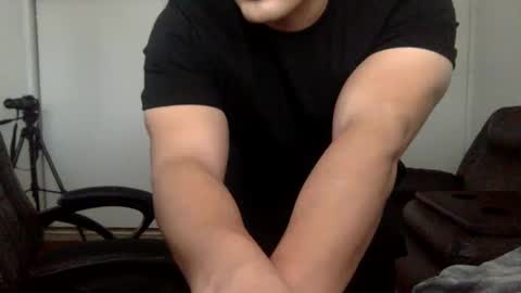 Snapshot of mrbree chatting on 2, 3, 2025 Mr Bree online show from 2, 3, 2025