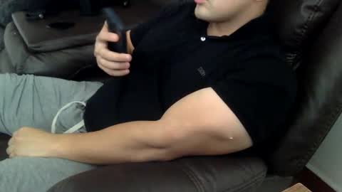 Snapshot of mrbree chatting on 28, 10, 2025 Mr Bree online show from 28, 10, 2025