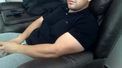 Snapshot of mrbree chatting on 7, 11, 2025 Mr Bree online show from 7, 11, 2025