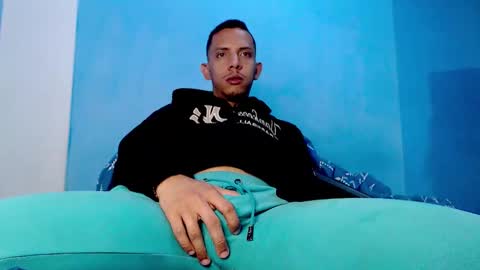 Snapshot of mrchrisdaniel chatting on 12, 1, 2026 Christtofer online show from 12, 1, 2026