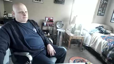 Snapshot of mrclean_55 chatting on 13, 11, 2025 MrClean55 online show from 13, 11, 2025