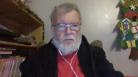 Snapshot of mrcloseup chatting on 4, 12, 2024 mrcloseup online show from 4, 12, 2024