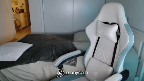 Snapshot of mrdr000 chatting on 6, 6, 2026 mrdr000 online show from 6, 6, 2026