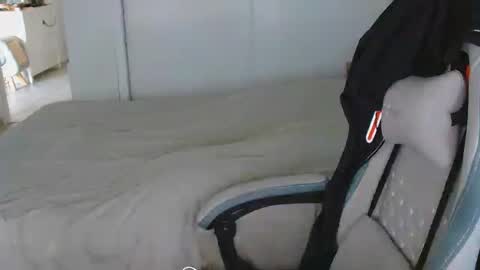 mrdr000 online show from 2, 8, 2026