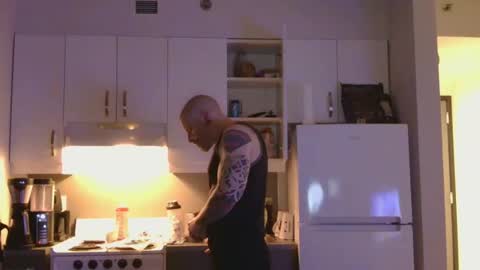 IwantU2WatchME online show from 4, 4, 2026