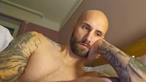 Snapshot of mrga591904 chatting on 24, 11, 2025 mrga591904 online show from 24, 11, 2025