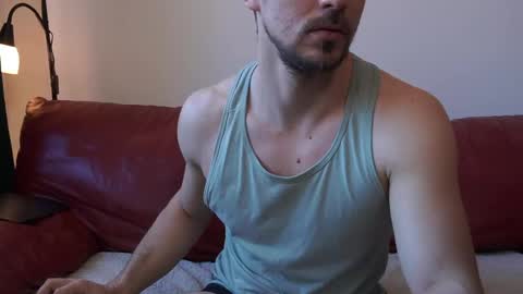 Snapshot of mrgreeneyes01 chatting on 8, 4, 2026 juan luis online show from 8, 4, 2026