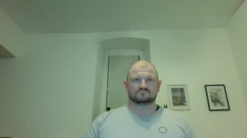 Snapshot of mrhotsex69 chatting on 31, 12, 2024 mrhotsex69 online show from 31, 12, 2024