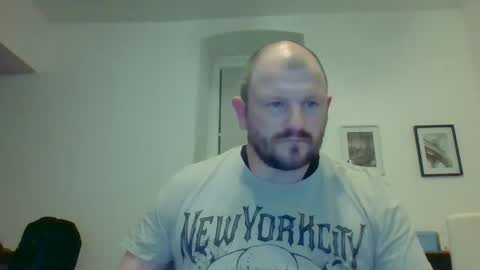 Snapshot of mrhotsex69 chatting on 5, 3, 2025 mrhotsex69 online show from 5, 3, 2025