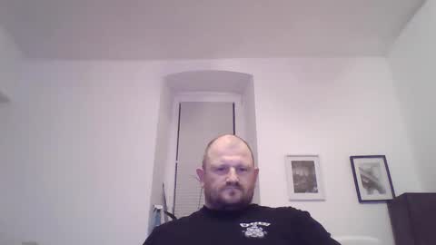 Snapshot of mrhotsex69 chatting on 24, 9, 2025 mrhotsex69 online show from 24, 9, 2025