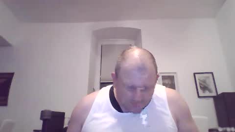 Snapshot of mrhotsex69 chatting on 23, 10, 2025 mrhotsex69 online show from 23, 10, 2025