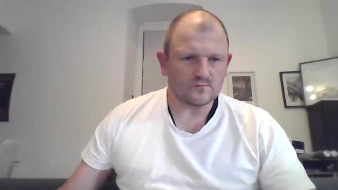 Snapshot of mrhotsex69 chatting on 27, 10, 2025 mrhotsex69 online show from 27, 10, 2025