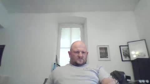 Snapshot of mrhotsex69 chatting on 8, 11, 2025 mrhotsex69 online show from 8, 11, 2025