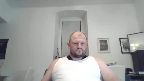 Snapshot of mrhotsex69 chatting on 18, 11, 2025 mrhotsex69 online show from 18, 11, 2025