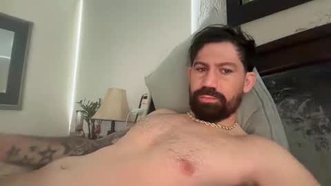 mrjohnnycock online show from 18, 5, 2026