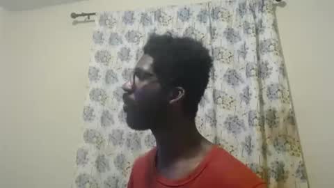Snapshot of mrlonely1995 chatting on 18, 10, 2025 or Terrance Sometimes Lil Tease online show from 18, 10, 2025