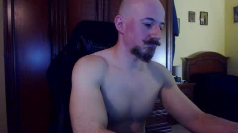 Snapshot of mrman0223 chatting on 18, 12, 2025 Antony online show from 18, 12, 2025