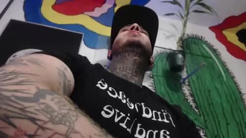 Snapshot of mrmanny__ chatting on 8, 11, 2025 mrmanny__ online show from 8, 11, 2025