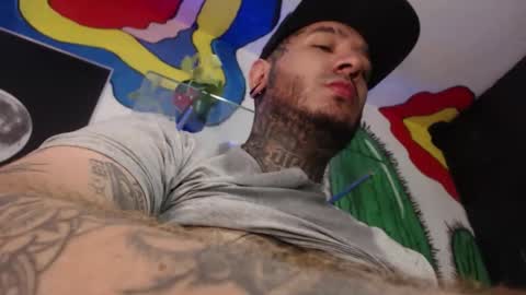 Snapshot of mrmanny__ chatting on 16, 12, 2025 mrmanny__ online show from 16, 12, 2025