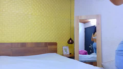 mrs_buttocks online show from 22, 2, 2025