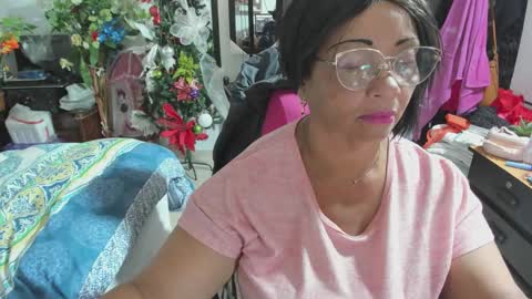 mrs_mommy online show from 19, 12, 2025