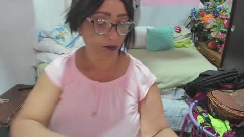 mrs_mommy online show from 19, 4, 2026