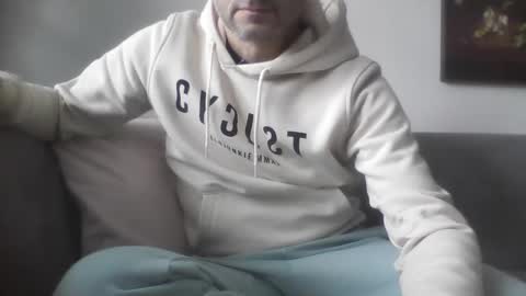 Mrserenade online show from 22, 1, 2025