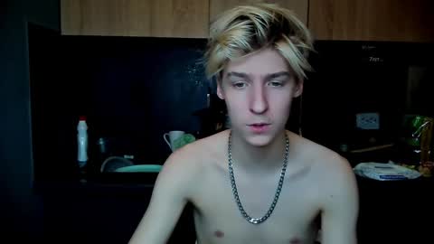 Snapshot of mrsexycum4u chatting on 23, 1, 2025 Adam online show from 23, 1, 2025