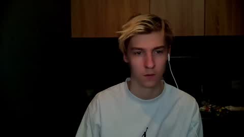 Snapshot of mrsexycum4u chatting on 1, 2, 2025 Adam online show from 1, 2, 2025