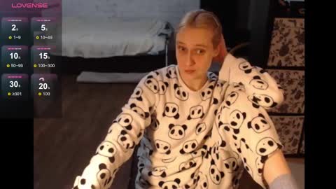 Snapshot of mrsluck chatting on 9, 2, 2025 Sasha online show from 9, 2, 2025