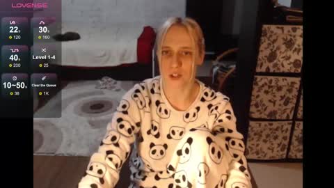 Snapshot of mrsluck chatting on 1, 3, 2025 Sasha online show from 1, 3, 2025
