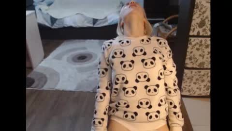 Snapshot of mrsluck chatting on 18, 10, 2025 Sasha online show from 18, 10, 2025