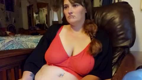 MrsLuna19 online show from 24, 10, 2025