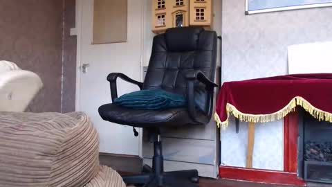 Snapshot of mrstraightdik chatting on 4, 11, 2025 Mr. Dan online show from 4, 11, 2025