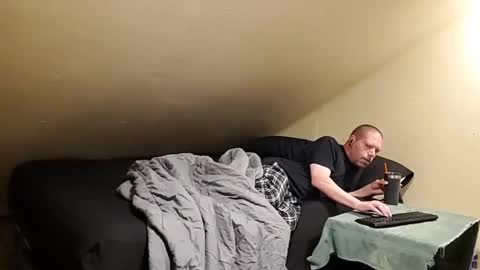 mrxhere online show from 13, 4, 2026